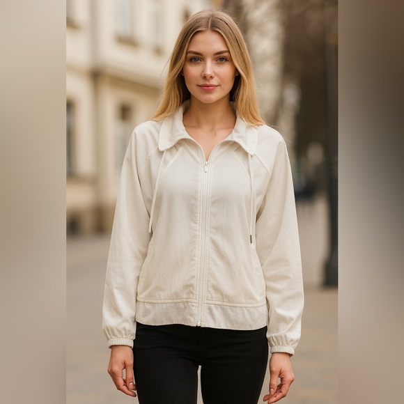 lululemon athletica White Utility Jacket Versatile and Stylish 🤍🤍🤍 - Picture 10 of 10